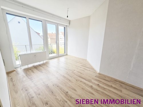 Schlafzimmer mit Balkon