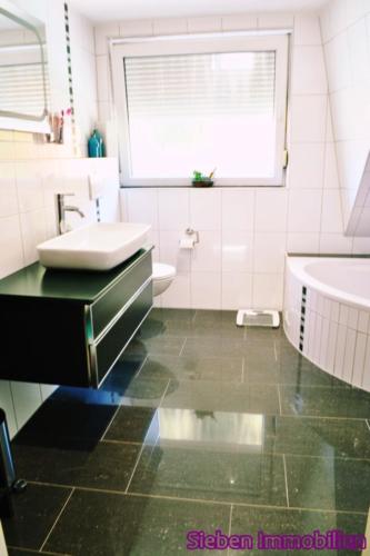 ...und Fußbodenheizung